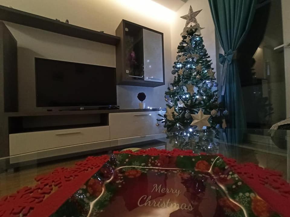 Omega Hotel Doboj Eksteriør billede