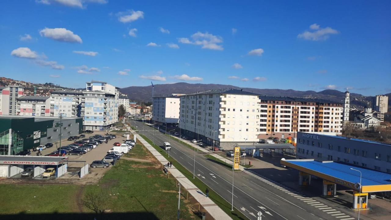 Omega Hotel Doboj Eksteriør billede