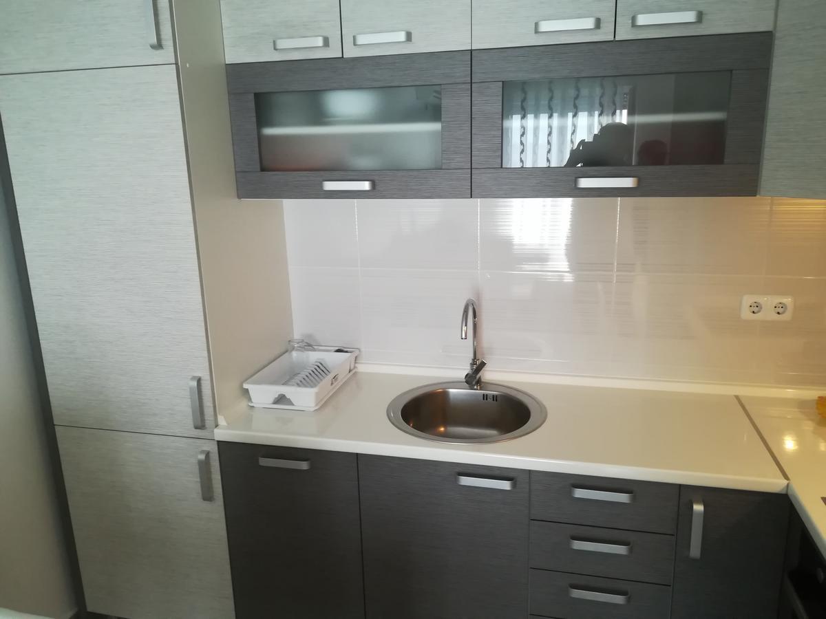 Omega Hotel Doboj Eksteriør billede